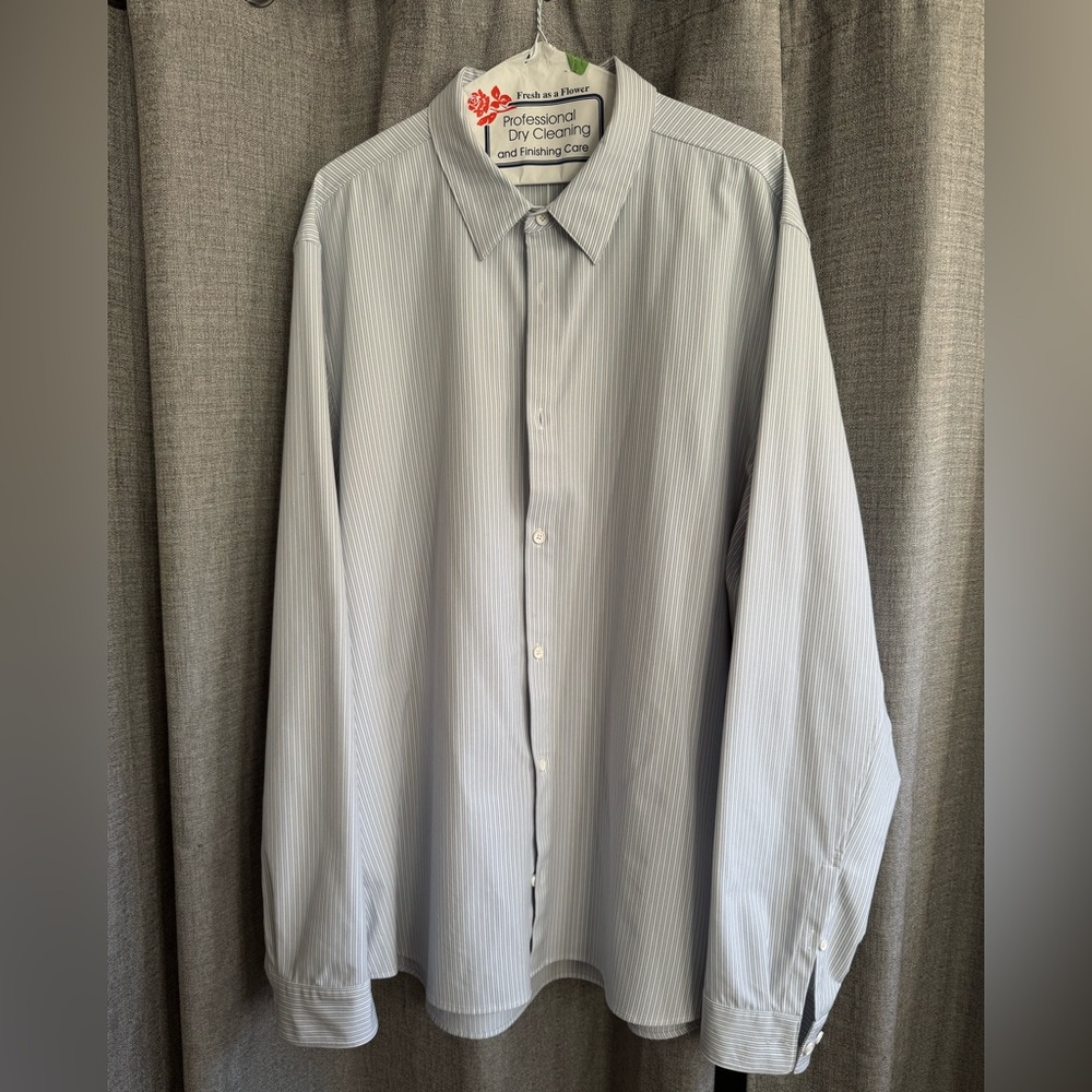Lululemon men’s XL long sleeveeve prestine conditions